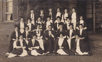 Little, Group Picture, Women's College 1911 [ jpg ]