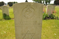 Headstone of Charles Montague HARRIS, Abbeville Communal Cemetery, France [ jpg ]