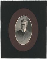 Portrait of Dr Joseph Lexden Shellshear [ jpg ]