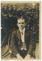 Portrait of Dr Ewing George Thomson [ jpg ]