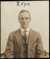 Portrait of Dr Robert Sutherland Scott [ jpg ]