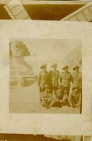 Graduates of Sydney Teachers College at the Sphinx [ jpg ]