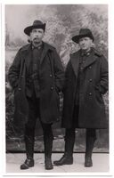 Andrew Inglis CLARK with unidentified soldier [ jpg ]