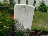 Photograph of headstone [ jpg ]