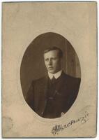 Portrait of Arthur Joseph Mackenzie [ jpg ]